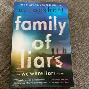 Family of Liars: Deluxe Edition by E. Lockhart, Sprayed Edges